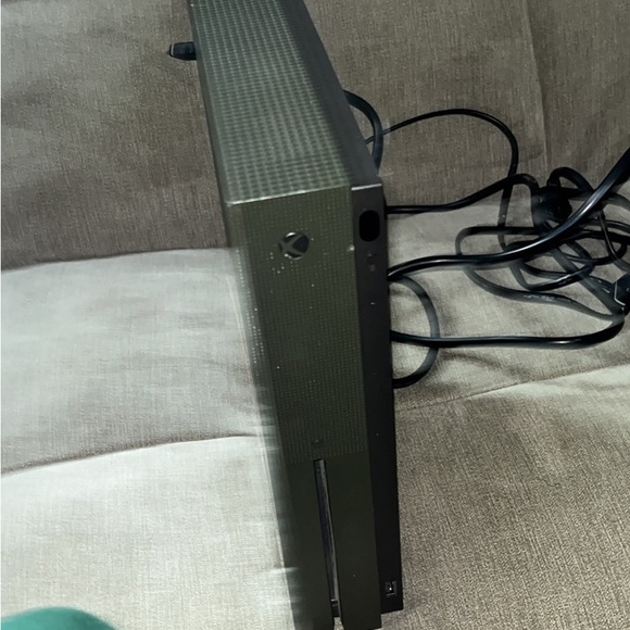 Xbox One S 1tb Military Green Edition